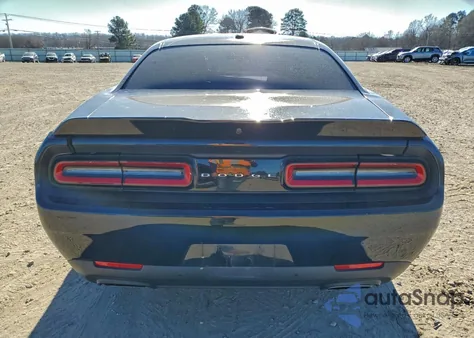 2022 Dodge Challenger R/T z USA, uszkodzony, nr VIN 2C3CDZBT4NH171418